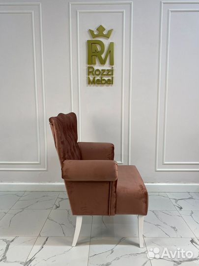 Кресло в каретной стяжке, терракотовое