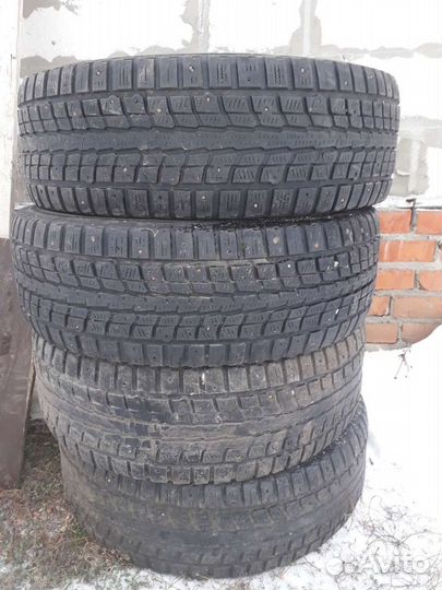 Dunlop Enasave Van01 245/70 R16 T