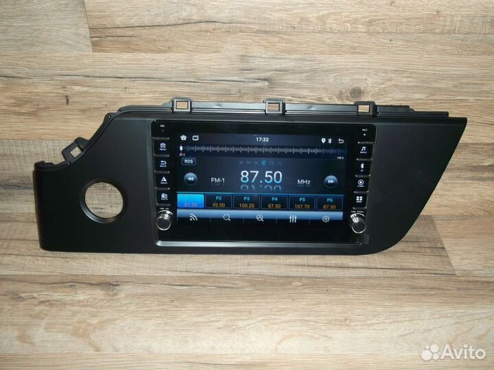 Магнитола Kia Rio 4 Android с физическими кнопками