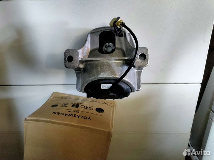 Подушка опора двигателя Audi A4 B8 Audi A5 CDN CAE