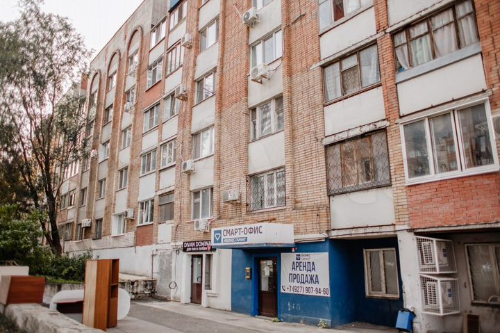 Офис в центре города с отд. входом, 93.3 м²