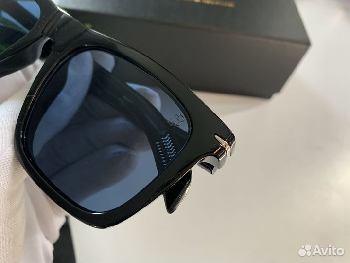 Очки David Beckham солнцезащитные