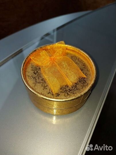 Коробка подарочная