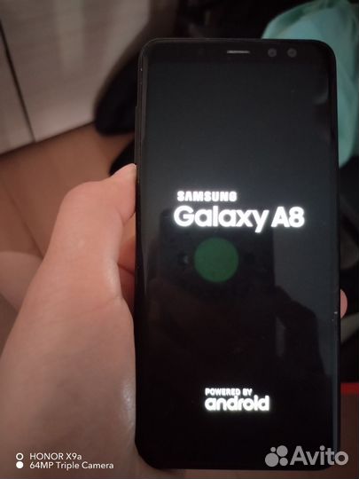 Samsung Galaxy A8 (2018), 4/32 ГБ