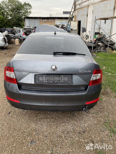 Крышка багажника Skoda OCtavia A7 лифтбек