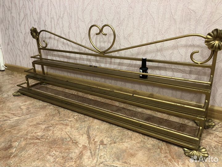Стелаж мастера для лаков