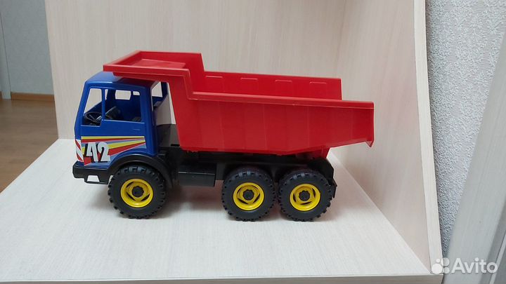 Машинка игрушка новая грузовик