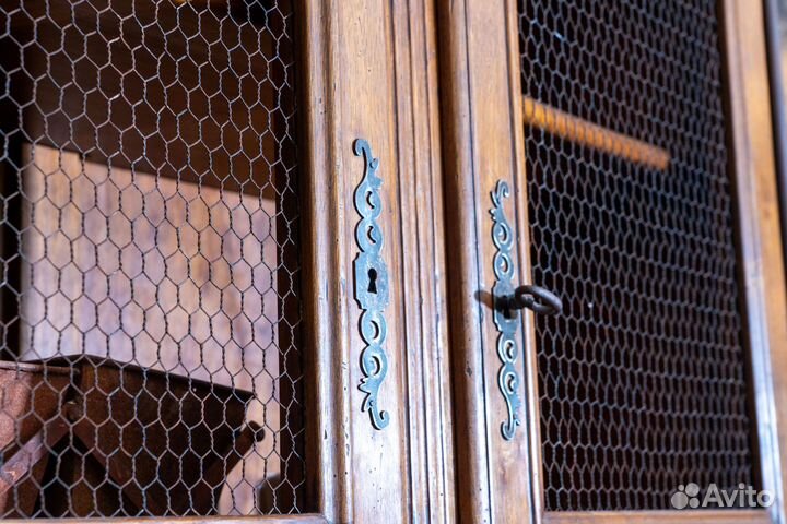 Шкаф навесной