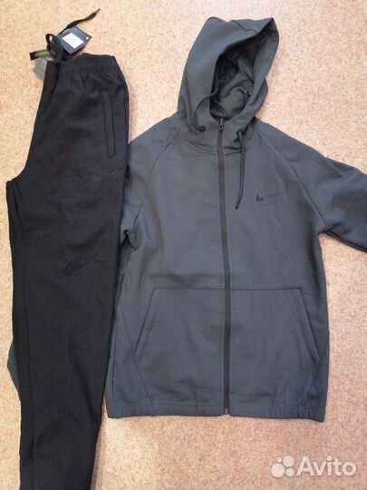 Костюм новый