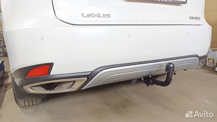 Фаркоп с быстросъемным шаром на Lexus RX с 2015