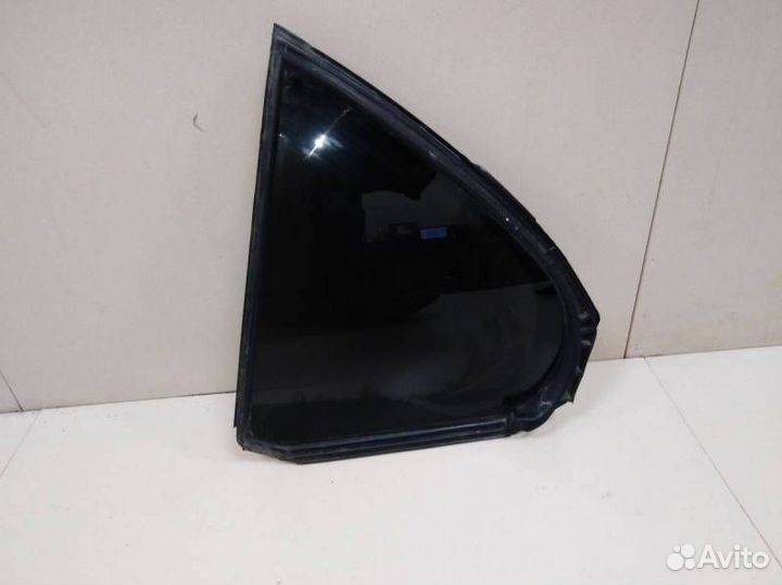 Стекло двери задней левой форточка Mitsubishi Lanc