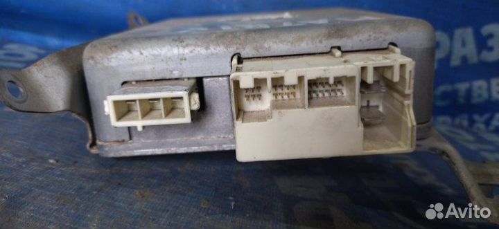 Блок управления рулевой рейкой Toyota Matrix