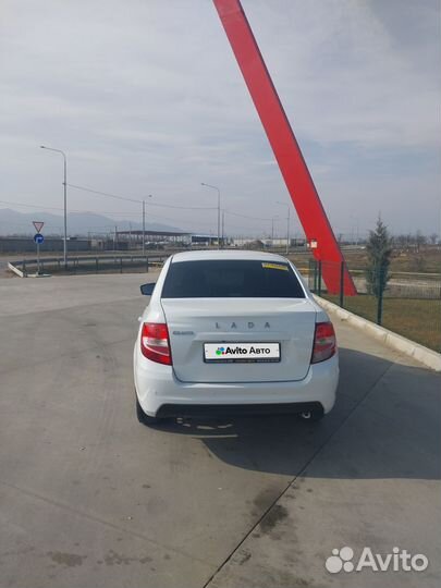 LADA Granta 1.6 МТ, 2019, 80 000 км
