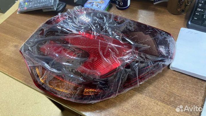 Фонарь задний наружный правый opel astra J (2010)