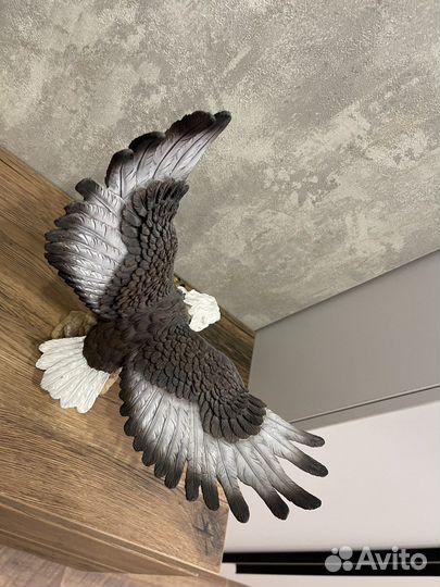 Статуэтка орла, предмет интерьера