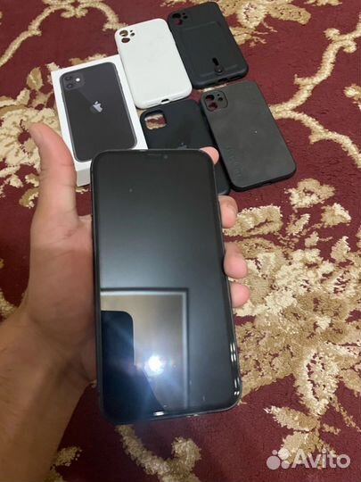 iPhone 11, 64 ГБ