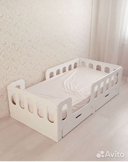 Детская кроватка 160 на 80
