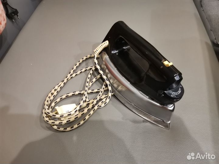 Утюг утп 1000 Вт