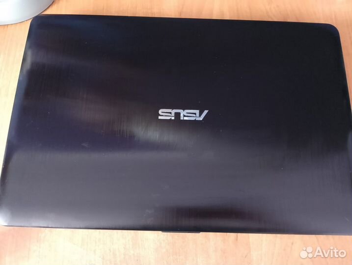 Ноутбук asus
