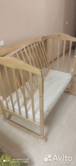 Детская кроватка