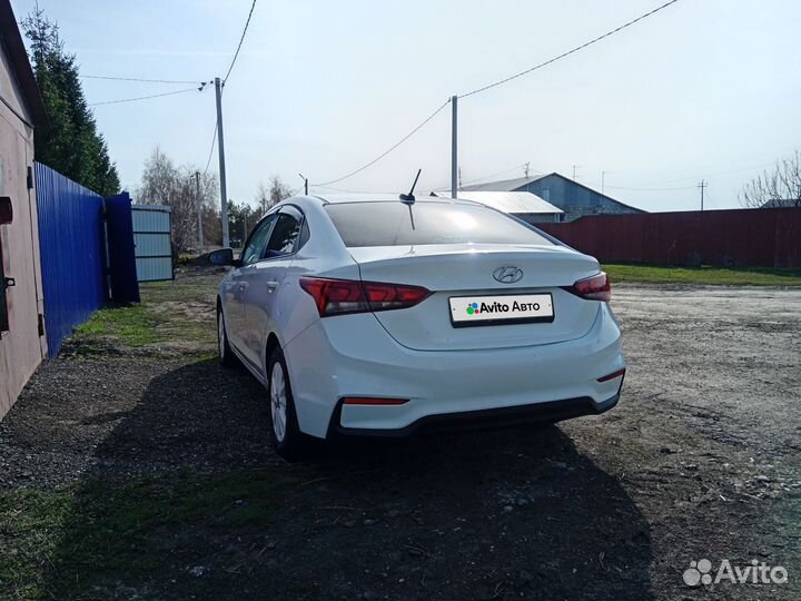 Hyundai Solaris 1.4 AT, 2018, 70 000 км