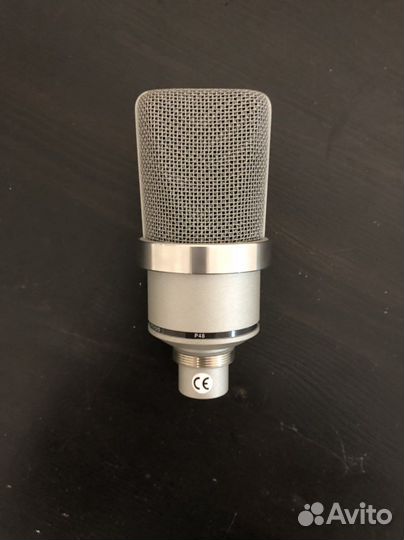 Neumann TLM 102