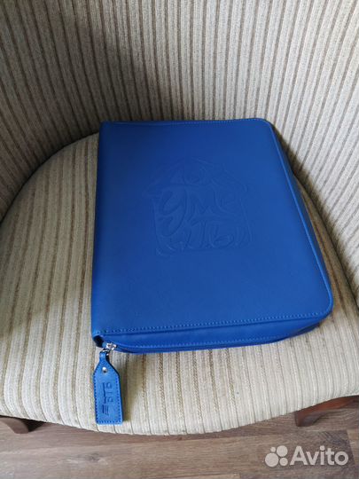 Кожаная папка для документов