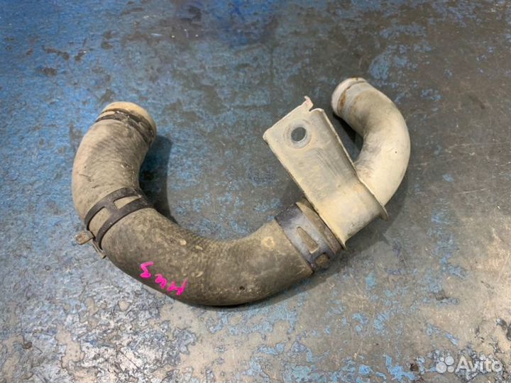 Патрубок охлаждения нижний Mitsubishi Outlander Xl