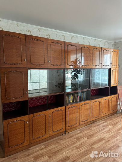 Сервант и Стенка