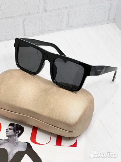 Солнцезащитные очки