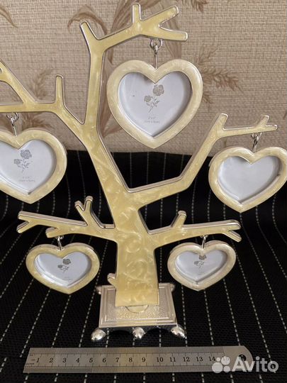 Семейное дерево с фоторамками