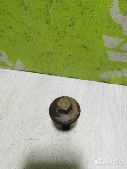 Болт коленвала Ниссан Теана