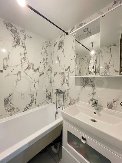 3-к. квартира, 64 м², 8/9 эт.