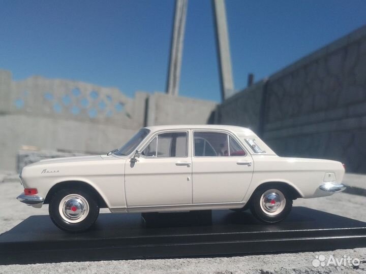 Модель автомобиля Газ 24 Ашет 1:24