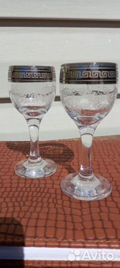 Фужеры для мартини, рюмки