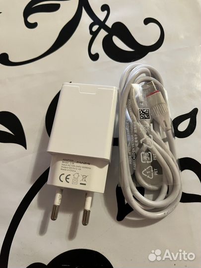Samsung Galaxy A20, 3/32 ГБ