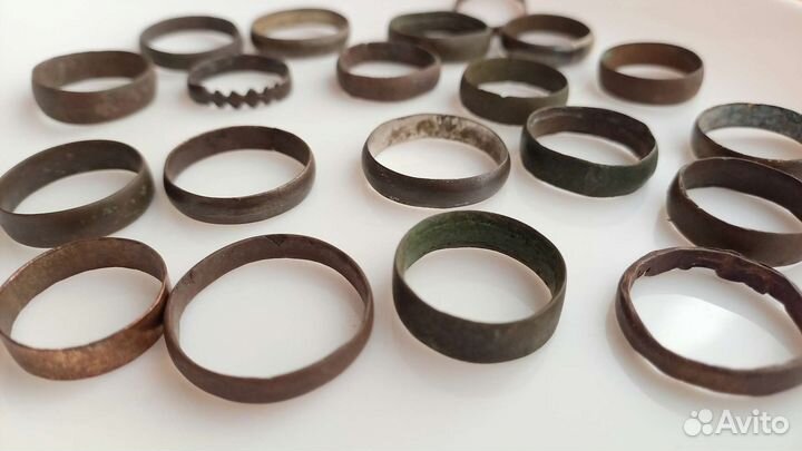 Старинные медные кольца