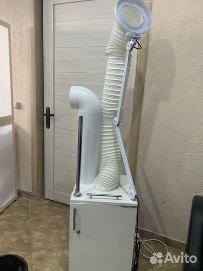 Вытяжка для маникюра и педикюра