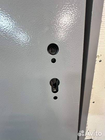 Дверь металлическая противопожарная бу 210х90