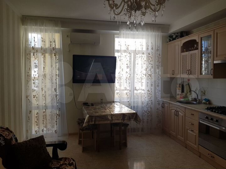 2-к. квартира, 70 м², 2/3 эт.