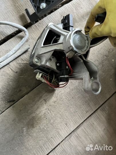 Двигатель от стиральной машины mca 38/64-148/ad