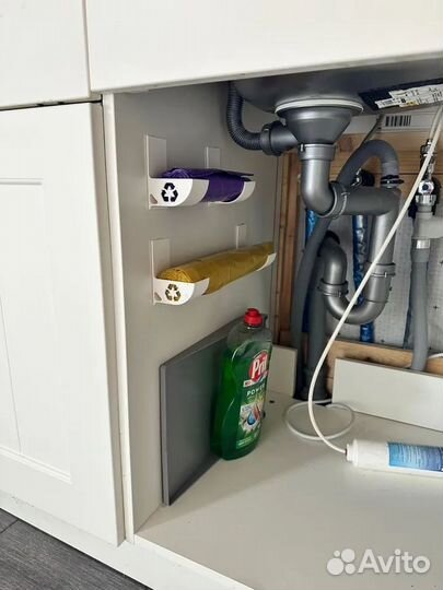 Держатель мусорных пакетов