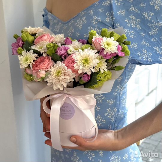 Композиция в шляпной коробке