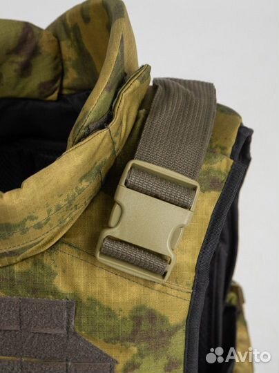 Бронежилет с интегрированным воротником