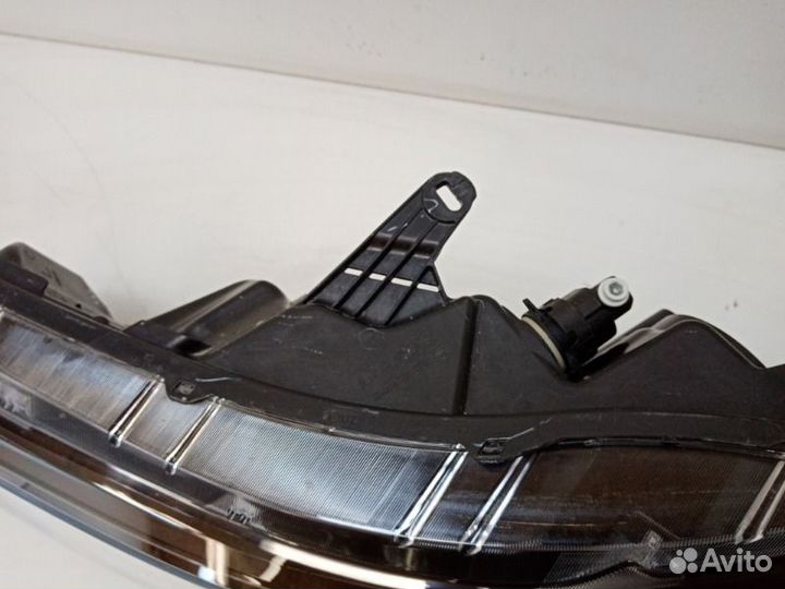 Фара левая Nissan Qashqai J11 2017