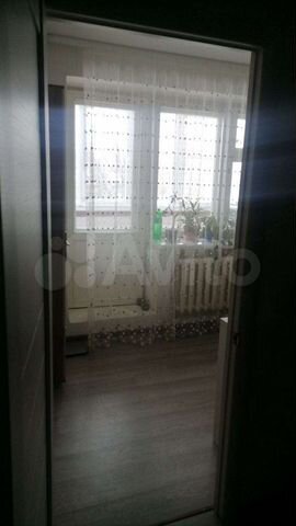 3-к. квартира, 100 м², 1/4 эт.