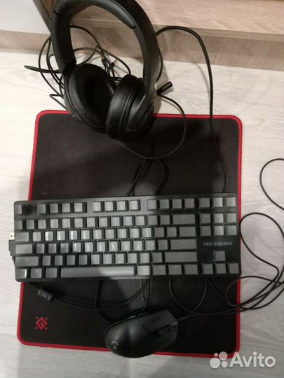 Игровой компьютер с монитором