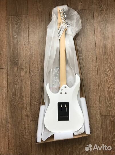 Новый) Ibanez GRG140-WH White