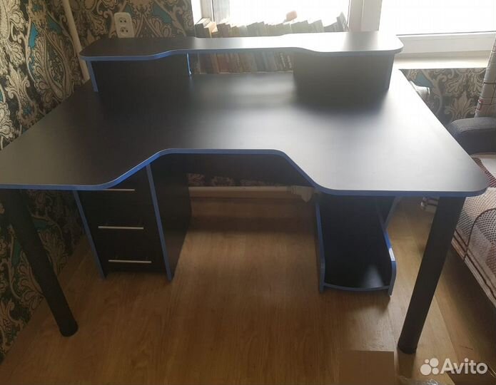 Стол геймера