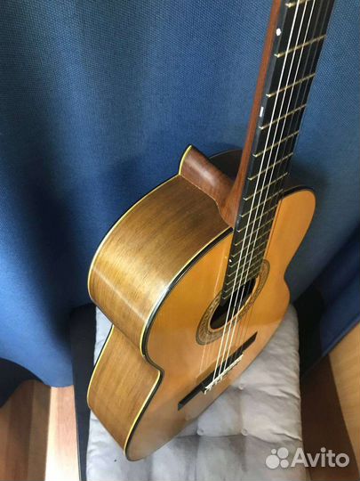 Мастеровая классическая гитара